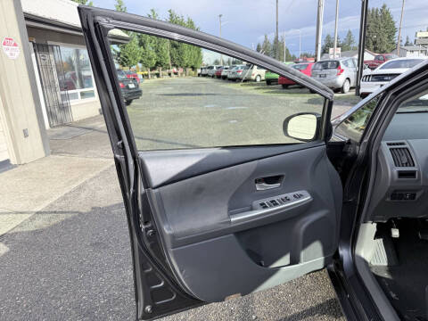 2012 Toyota Prius v Five