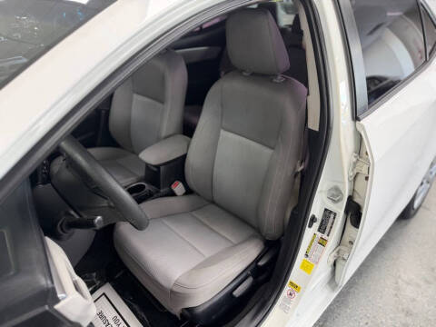 2016 Toyota Corolla LE Plus