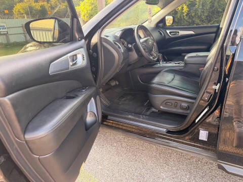 2020 Nissan Pathfinder SL