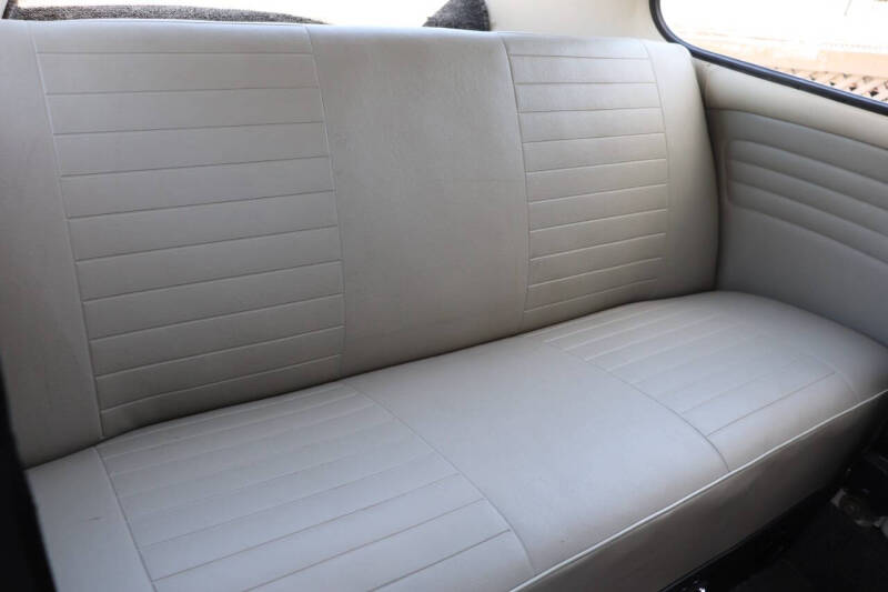 1974 Volkswagen Super Beetle