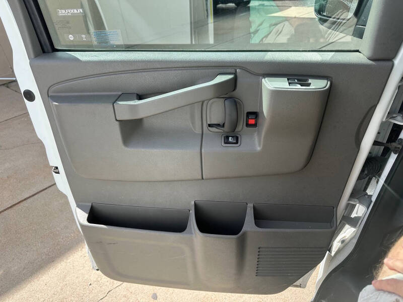 2018 Chevrolet Express 2500