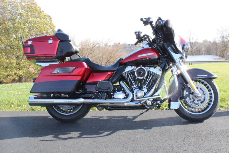 2012 Harley-Davidson FLHTK ELECTRIC GLIDE ULTRA LMT for sale at Harrison Auto Sales in Irwin PA