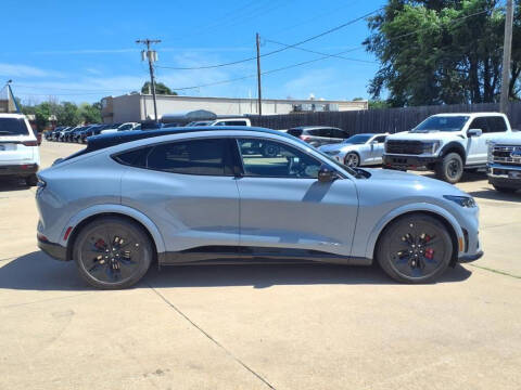 2025 Ford Mustang Mach-E GT