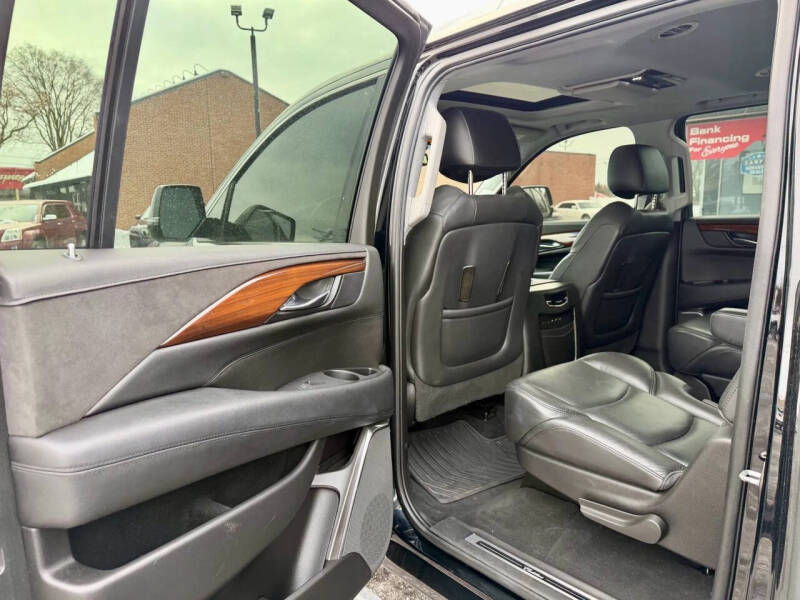 2018 Cadillac Escalade ESV Premium Luxury