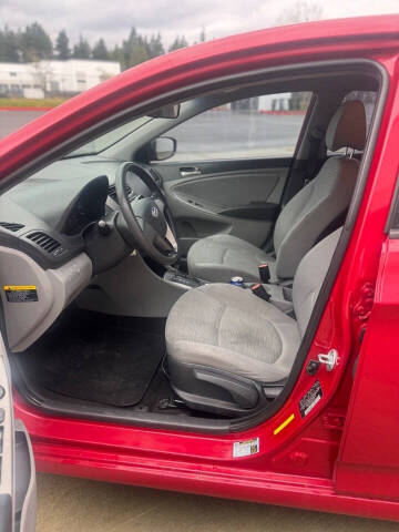 2016 Hyundai Accent SE