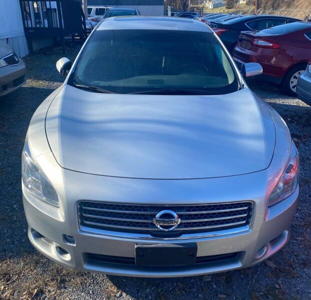2010 Nissan Maxima for sale at Midar Motors Pre-Owned Vehicles in Martinsburg WV
