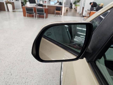 2014 Toyota Sienna LE 8-Passenger