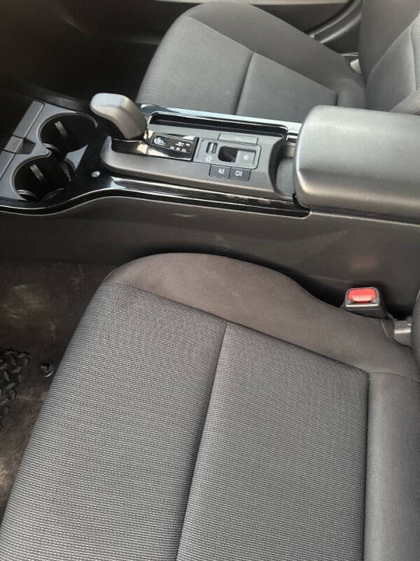 2024 Toyota Prius LE