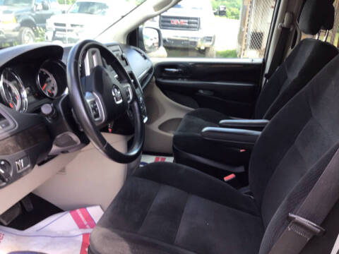 2016 Dodge Grand Caravan American Value Package