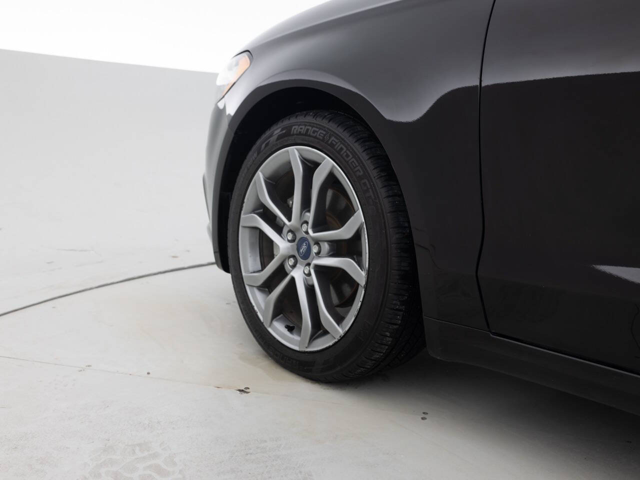 Used Car 2017 Ford Fusion  Se Awd 4dr Sedan For Sale Under $10,000 In Coal City, Illinois