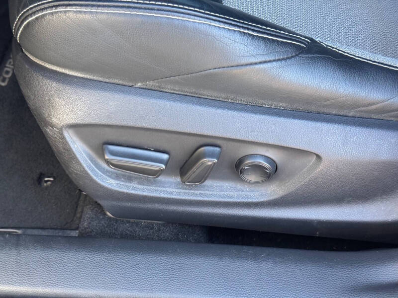 2019 Toyota Corolla Hatchback XSE