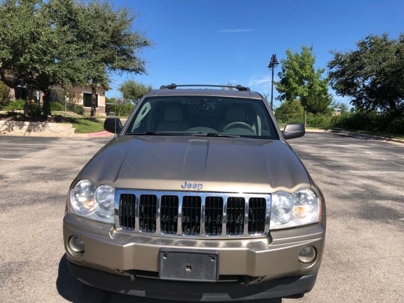 2005 Jeep Grand Cherokee for sale at Discount Auto in Austin TX