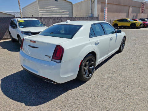 2022 Chrysler 300 S V6