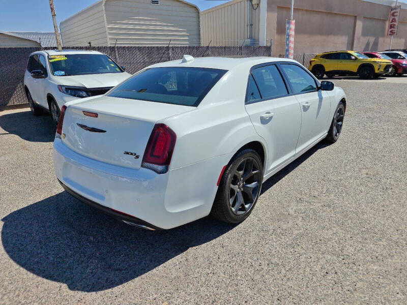 2022 Chrysler 300 S V6