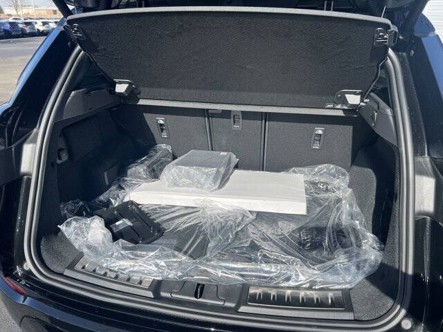 2025 Land Rover Range Rover Evoque P250 Dynamic SE