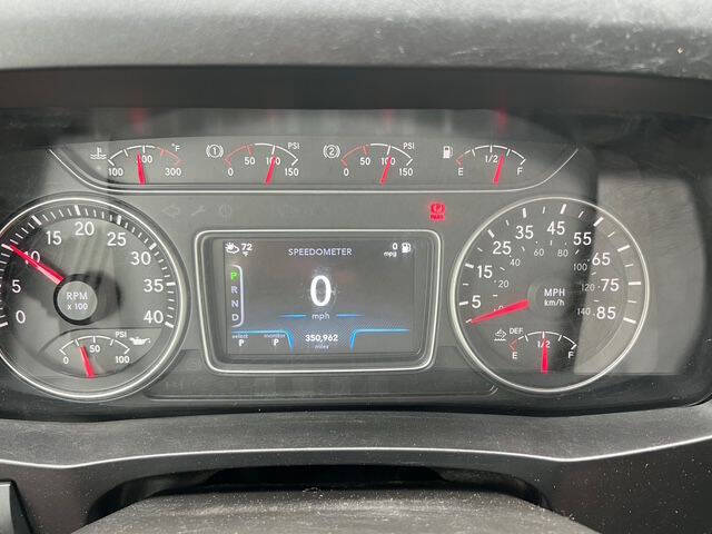 2021 International MV607