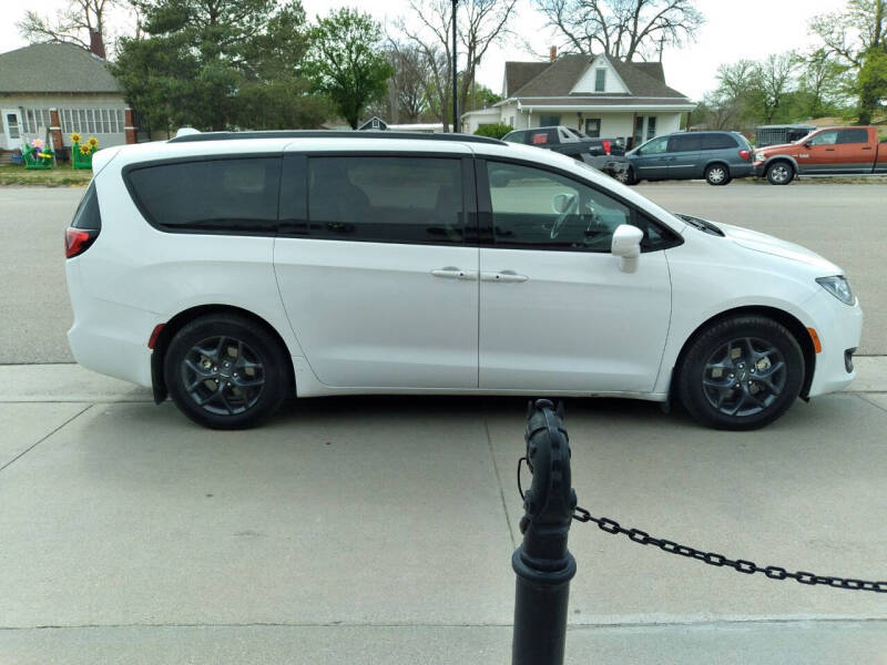 2020 Chrysler Pacifica Touring L