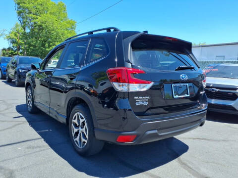 2023 Subaru Forester Premium