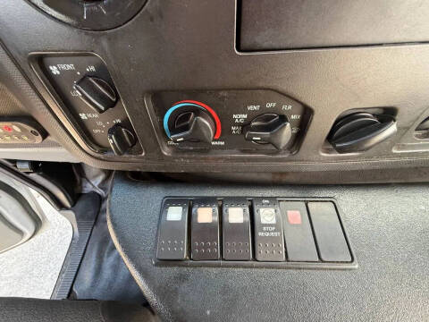 2017 Ford E-Series E-450 SD