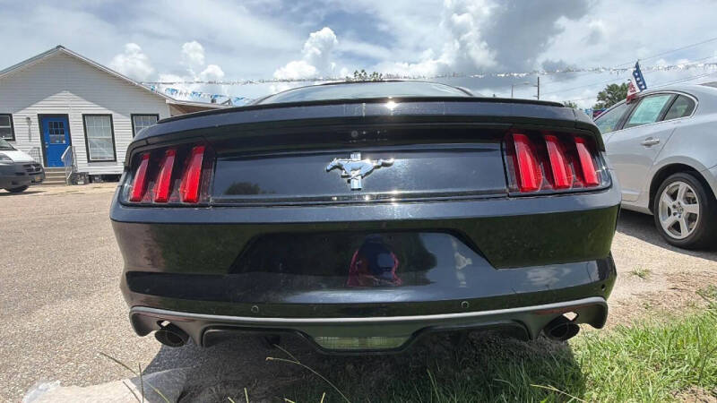 2016 Ford Mustang V6