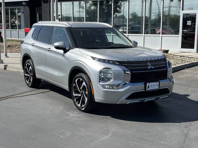 2024 Mitsubishi Outlander for sale at Axio Auto Boise in Boise, ID