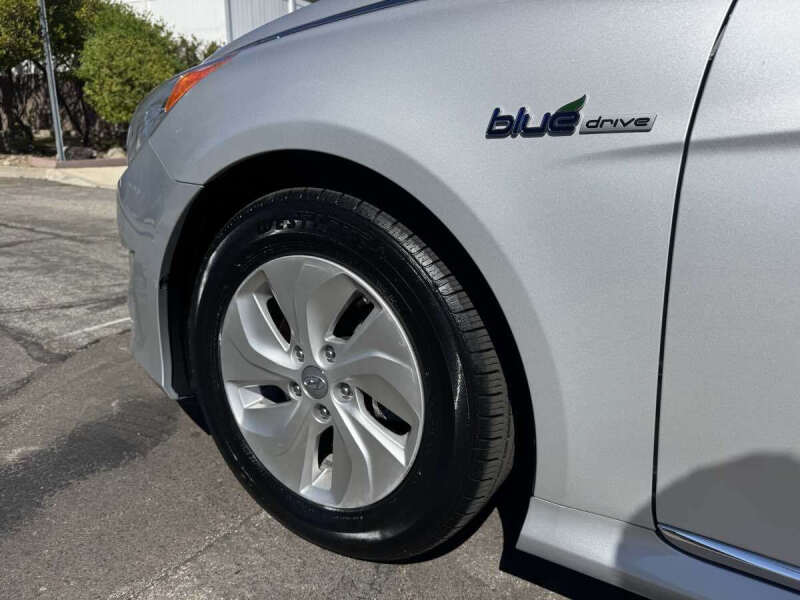 2015 Hyundai Sonata Hybrid