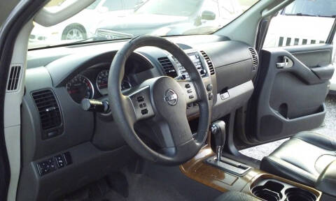 2006 Nissan Pathfinder LE