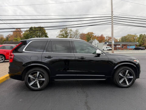 2017 Volvo XC90 T6 R-Design