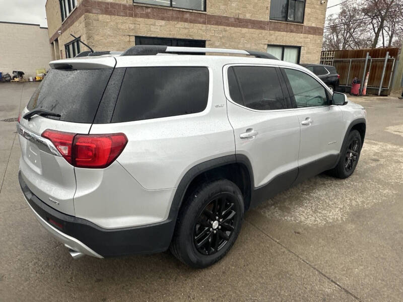 2019 GMC Acadia SLT-1