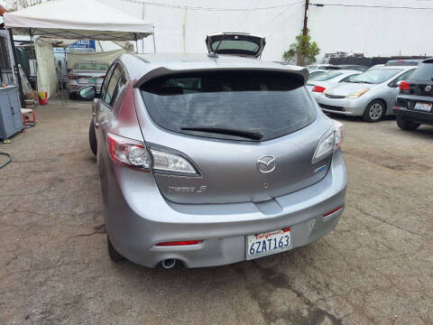2013 Mazda MAZDA3 i Grand Touring