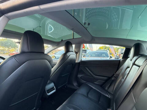 2020 Tesla Model 3 Long Range