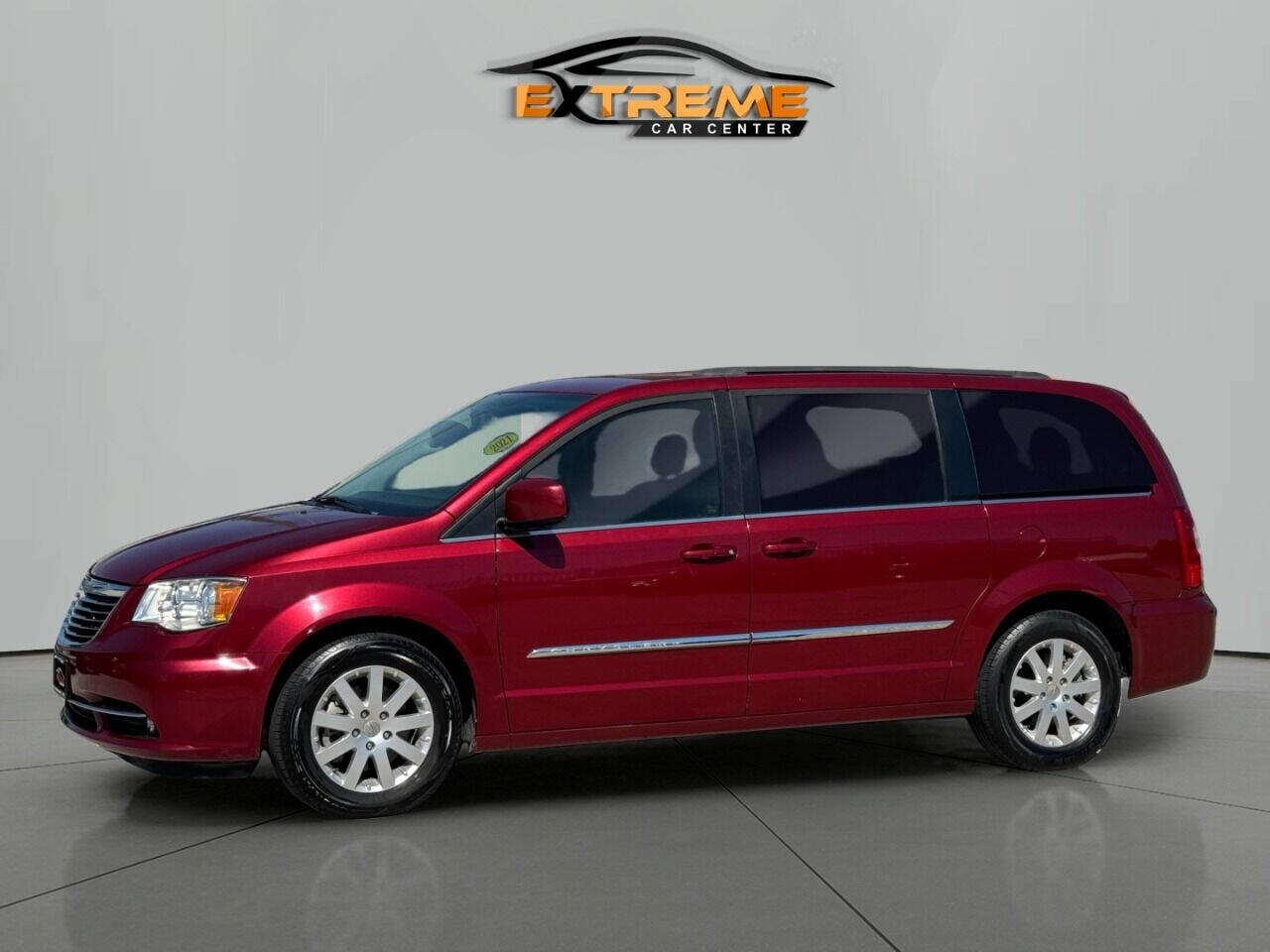 2016 Chrysler Town and Country for sale at Extreme Car Center in Detroit, MI