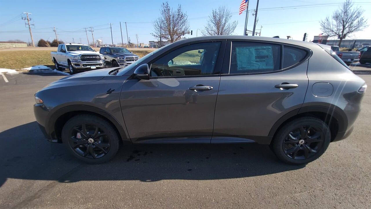 2024 Dodge Hornet for sale at Victoria Auto Sales in Victoria, MN