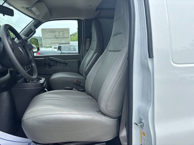 2026 Chevrolet Express 2500