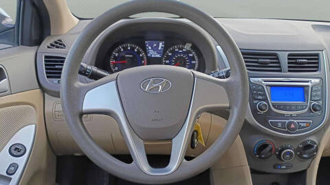2012 Hyundai Accent GLS