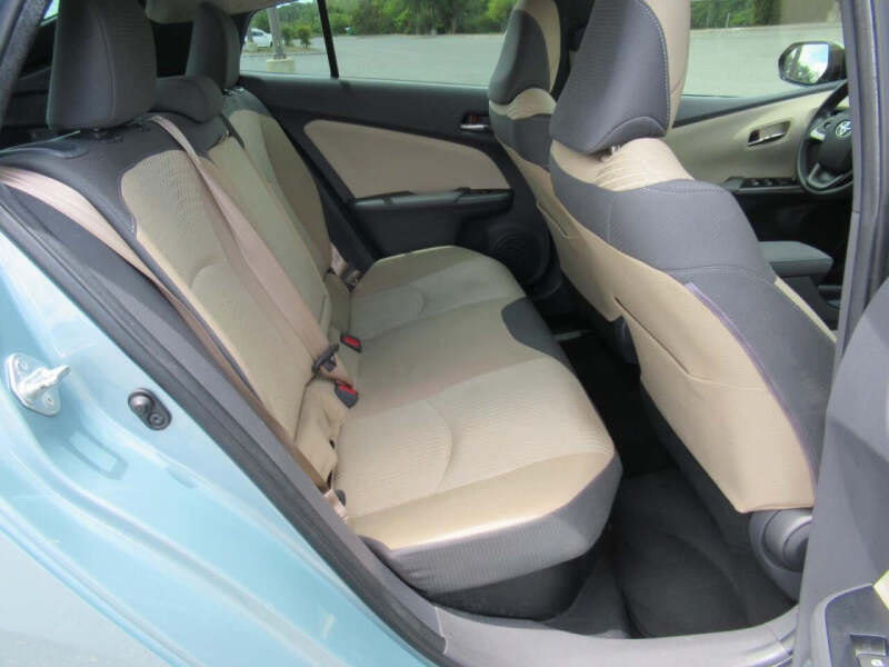 2016 Toyota Prius Four