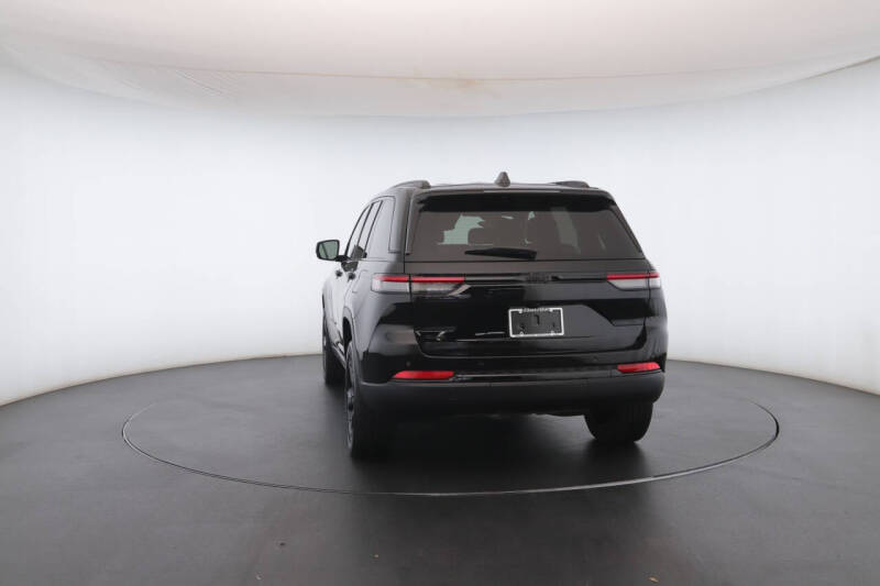 2023 Jeep Grand Cherokee Altitude X