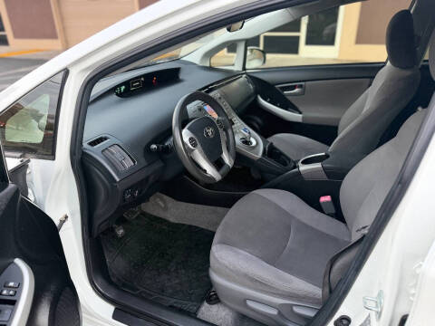 2013 Toyota Prius Two