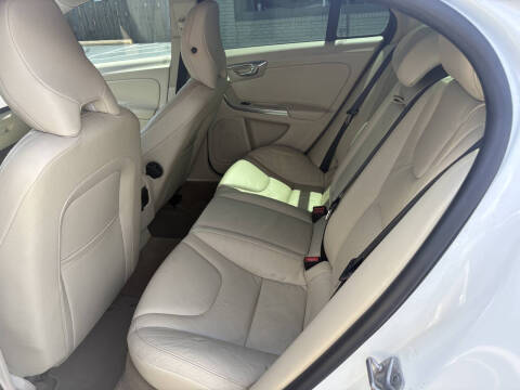 2014 Volvo S60 T5 Platinum