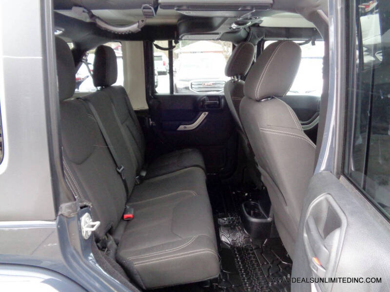 2017 Jeep Wrangler Unlimited Sahara