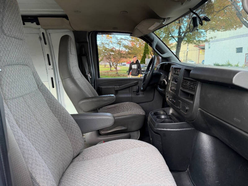 2019 Chevrolet Express 2500