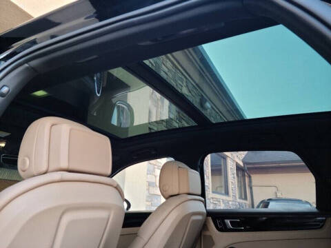 2023 Porsche Cayenne S