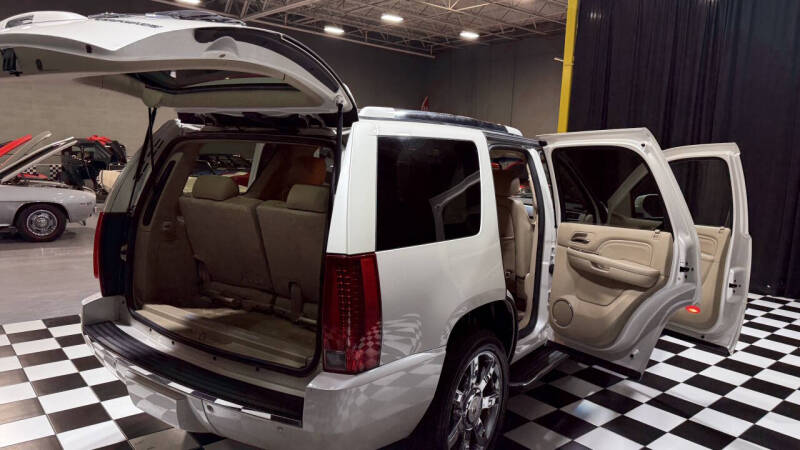 2013 Cadillac Escalade Luxury