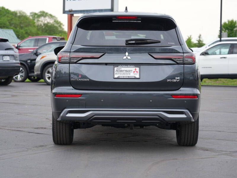 2026 Mitsubishi Outlander PHEV SE