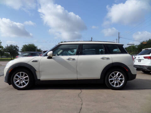 2017 MINI Clubman Cooper