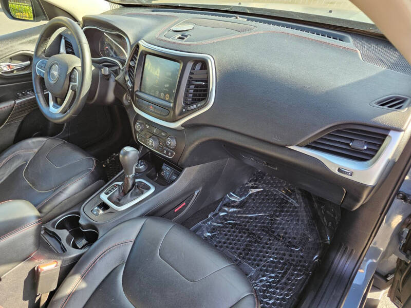 2014 Jeep Cherokee Trailhawk