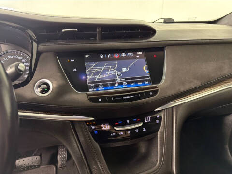 2018 Cadillac XT5 Platinum