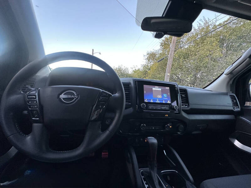 2023 Nissan Frontier SV