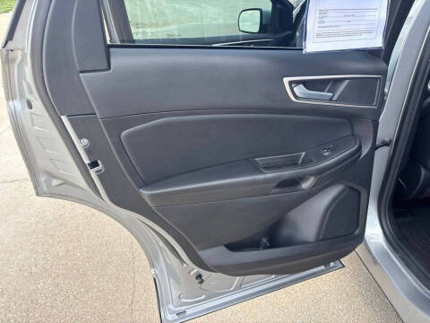 2023 Ford Edge
