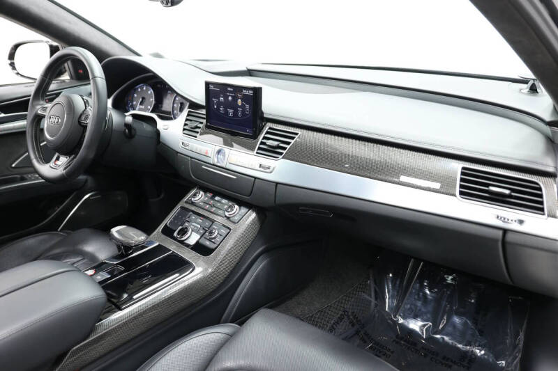 2016 Audi S8 plus 4.0T quattro